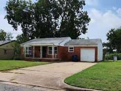 Pre-foreclosure in  E 4TH ST Tulsa, OK 74112