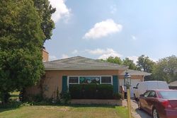 Pre-foreclosure in  MONTAGUE RD Rockford, IL 61102