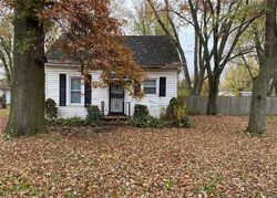 Pre-foreclosure in  COMMUNITY RD Sheffield Lake, OH 44054