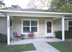 Pre-foreclosure in  OAKUS DR Milton, FL 32583