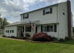 Pre-foreclosure in  HARCLAY CT Ashland, OH 44805