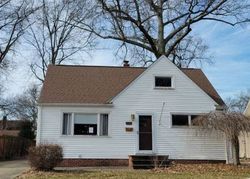 Pre-foreclosure in  BROOKFIELD RD Avon Lake, OH 44012