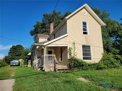 Pre-foreclosure Listing in S MADISON ST DELTA, OH 43515