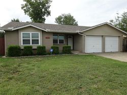 Pre-foreclosure in  SW 82ND ST Oklahoma City, OK 73159