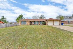 Pre-foreclosure in  S MANSFIELD DR Stillwater, OK 74074