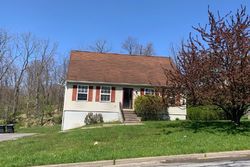 Pre-foreclosure in  LINDEN DR Walden, NY 12586