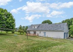 Pre-foreclosure in  QUAKER CITY RD Kempton, PA 19529