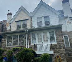 Pre-foreclosure in  N 6TH ST Philadelphia, PA 19120