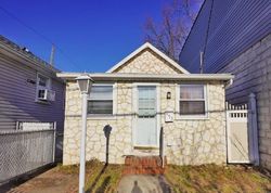 Pre-foreclosure in  MIDLAND AVE Staten Island, NY 10306