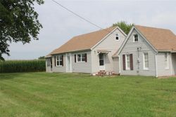 Pre-foreclosure in  PARK RD Belleville, IL 62220