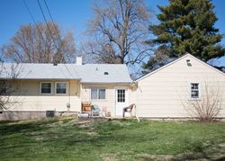 Pre-foreclosure in  ARVIN PL Saint Louis, MO 63123