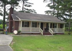 Pre-foreclosure in  COLLEGE LAKE DR Florence, SC 29506