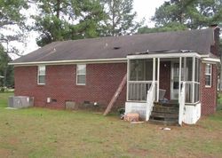 Pre-foreclosure in  COLLEGE LAKE DR Florence, SC 29506