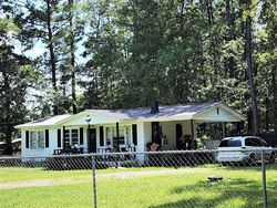 Pre-foreclosure in  2ND LOOP RD Conway, SC 29526