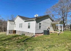 Pre-foreclosure in  COUNTRY CLUB RD Spartanburg, SC 29302