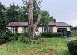 Pre-foreclosure Listing in WINDWARD DR LEWES, DE 19958