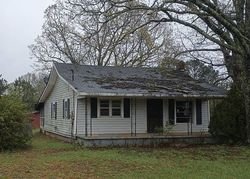 Pre-foreclosure in  CHERRY CHAPEL LOOP Savannah, TN 38372