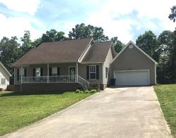 Pre-foreclosure in  SOUTHERN OAKS DR SE Cleveland, TN 37323