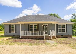 Pre-foreclosure Listing in CHARITY RD PETERSBURG, TN 37144