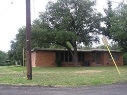 Pre-foreclosure in  SENISA DR San Antonio, TX 78228