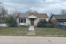 Pre-foreclosure in  E ZION ST Tulsa, OK 74106