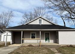 Pre-foreclosure in  1ST AVE Miamisburg, OH 45342
