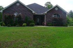 Pre-foreclosure Listing in MARTIN AVE LAUREL, MS 39440