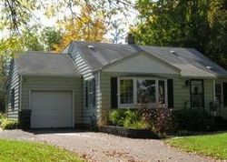 Pre-foreclosure in  RIPLEY AVE Saint Paul, MN 55109