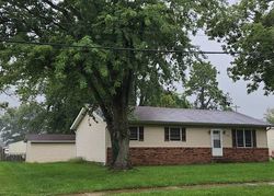 Pre-foreclosure in  LIVINGSTON AVE Livingston, IL 62058