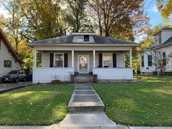 Pre-foreclosure in  SANFORD AVE Alton, IL 62002