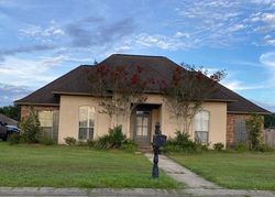 Pre-foreclosure in  RED BUD LN Denham Springs, LA 70706