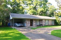 Pre-foreclosure in  BRENDA DR Shreveport, LA 71115