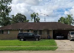 Pre-foreclosure in  VALE DR Baton Rouge, LA 70812