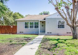 Pre-foreclosure in  COLUMBUS ST Bakersfield, CA 93305