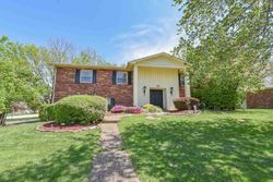 Pre-foreclosure Listing in KATHRYN AVE FLORENCE, KY 41042