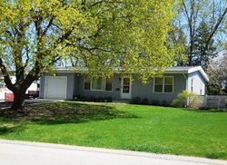 Pre-foreclosure Listing in S 13TH ST SAINT CHARLES, IL 60174