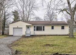Pre-foreclosure in  LINDA DR Fort Wayne, IN 46835