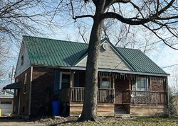 Pre-foreclosure in  N MARSHALL AVE Clarksville, IN 47129