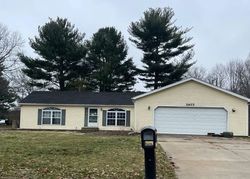 Pre-foreclosure Listing in ORIOLE DR WARSAW, IN 46580