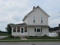 Pre-foreclosure Listing in W ORANGE ST CROMWELL, IN 46732