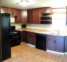 Pre-foreclosure in  GOLFVIEW LN South Bend, IN 46614