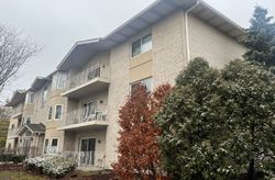 Pre-foreclosure in  ELDERBERRY CIR UNIT 211 Naperville, IL 60563