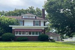 Pre-foreclosure in  S FRANKLIN ST Toulon, IL 61483