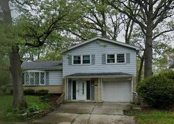 Pre-foreclosure Listing in FOREST LN LEMONT, IL 60439