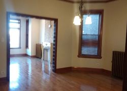 Pre-foreclosure in  N ASHLAND AVE Chicago, IL 60640