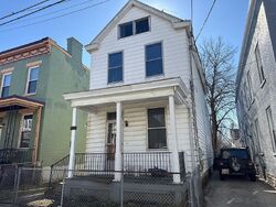 Pre-foreclosure in  JESTER ST Cincinnati, OH 45223