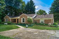 Pre-foreclosure in  SUNBURY RD Columbus, OH 43219