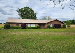 Pre-foreclosure in  VALLIE RD Marianna, FL 32446