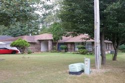 Pre-foreclosure in  IVY POINTE ROW Austell, GA 30168