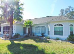 Pre-foreclosure in  N TRAVIS DR Dunnellon, FL 34434